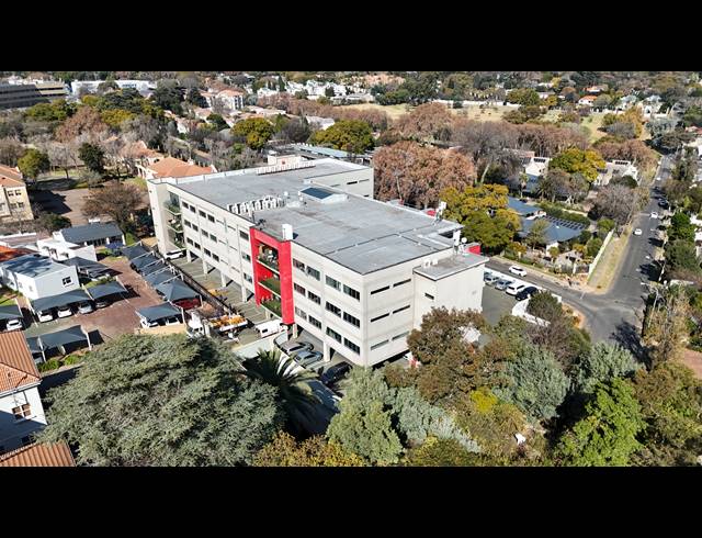 5,299.90M² OFFICE FOR SALE IN DUNKELD WEST